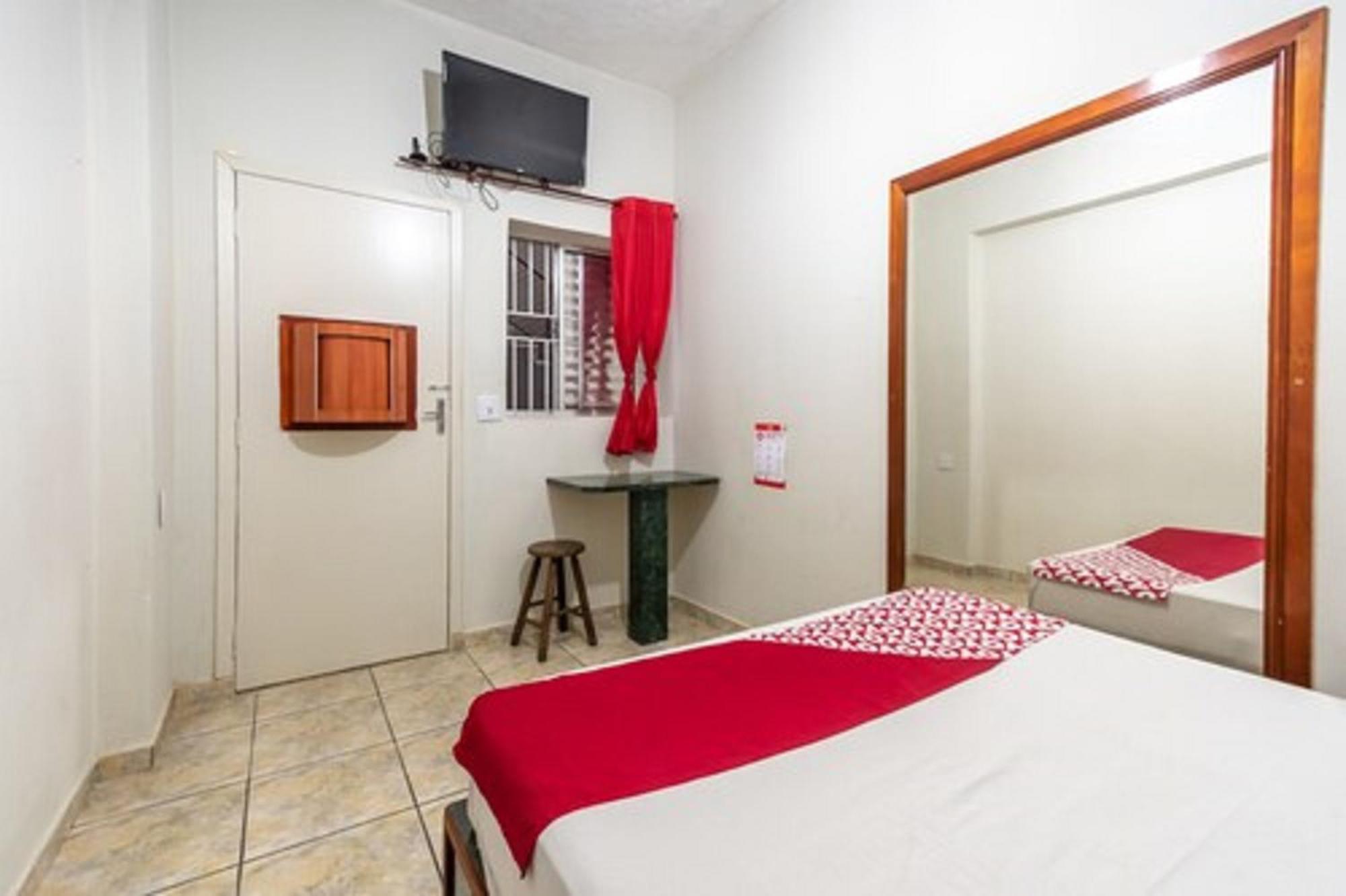 Oyo Hotel Dom Pedro, サンパウロ エクステリア 写真