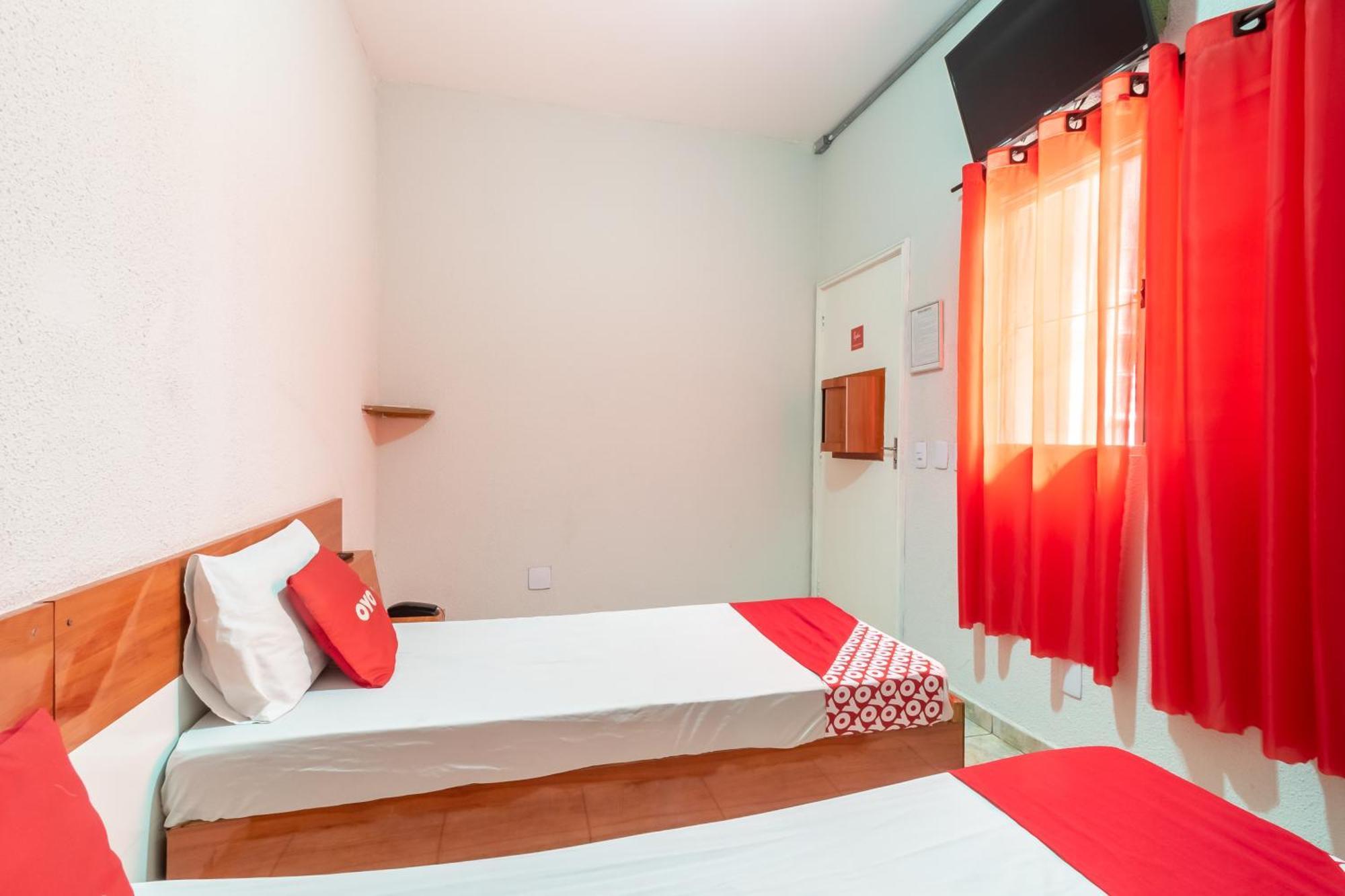 Oyo Hotel Dom Pedro, サンパウロ エクステリア 写真